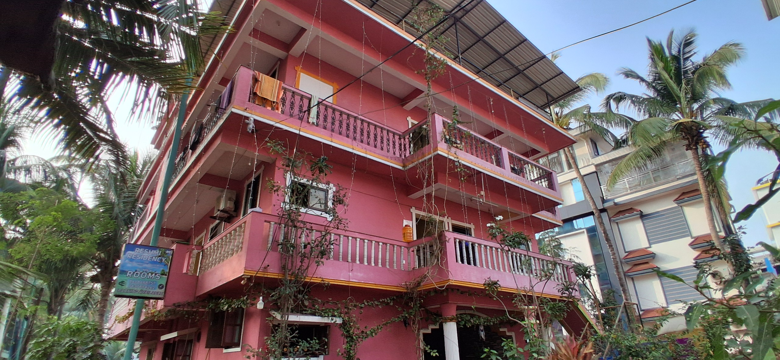 Hotel Reshimi residency