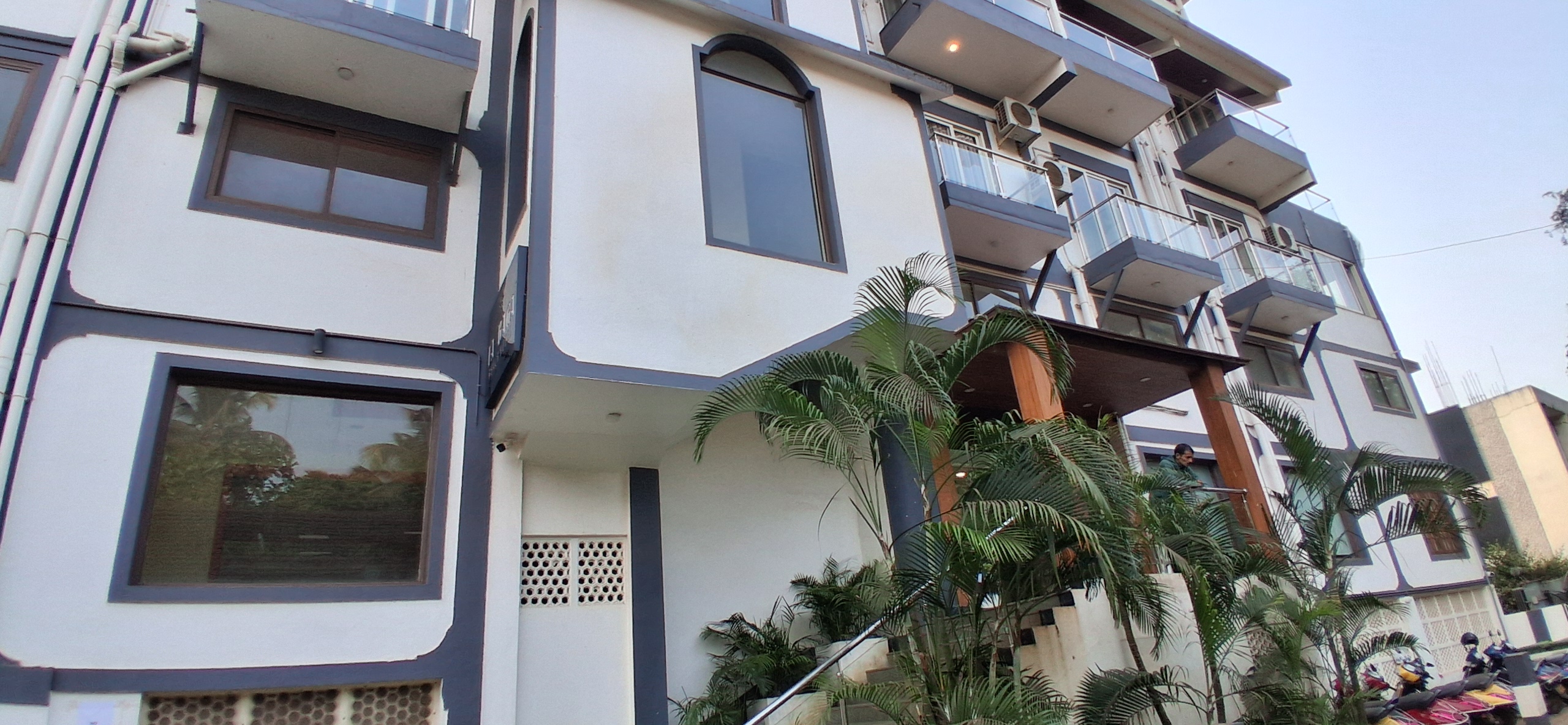 Hotel La baga beach hotel